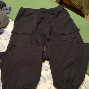 Aeropostale Black Cargo Joggers size Large